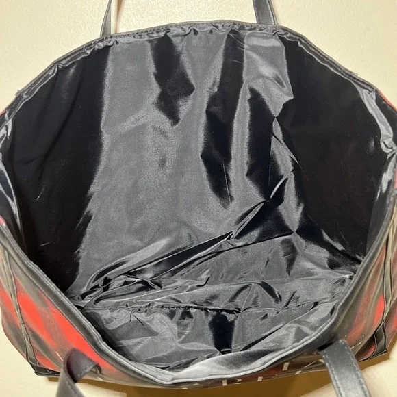 Victoria's Secret Open Top Weekender Holiday Black Red Plaid Women Tote Bag NWOT - Picture 9 of 12